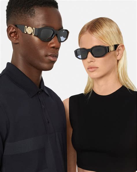 versace black medusa biggie|versace sunglasses with medusa head.